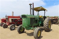 1971 JD 4620 Tractor #013128R