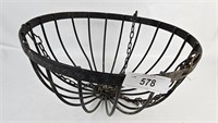 Metal Hanging Outdoor Basket