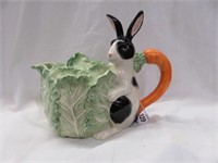 FITZ AND FLOYD BUNNY TEAPOT 8.5"T