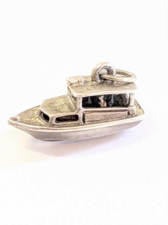 Sterling Boat Pendant/Charm    H