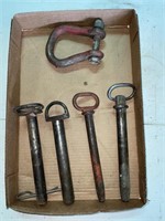 Hitch pins, clevis