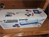 Gibc 9" Desktop Laminator, Looks UnUsed