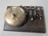 BRASS VINTAGE BOXING RING BELL MOUNTED ON WOOD