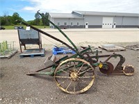 Antique 1 bottom plow