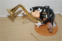 WALT DISNEY'S SYMPHONY HOUR "GOOFY" FIGURINE