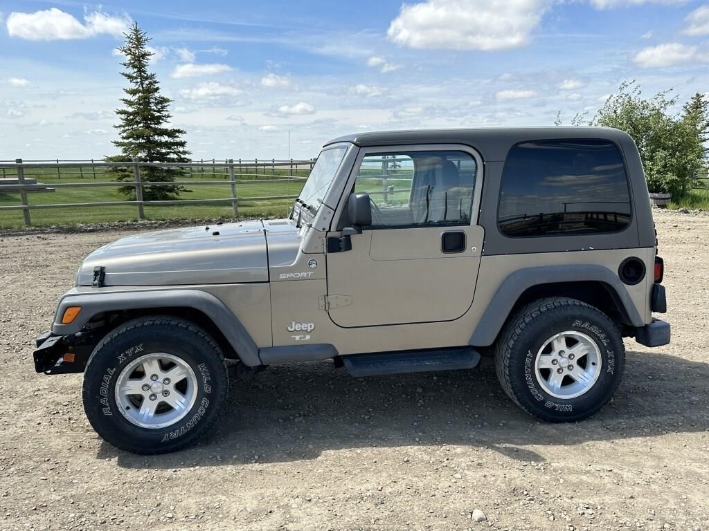 2005 Jeep TJ Sport 4WD Soft/Hard Top Utility Vehic