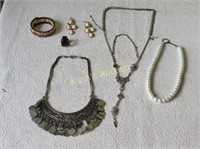 estate jewelry necklace's bib necklace, pearls,