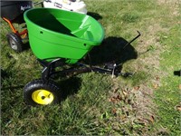 Unused John Deere 185 1b. ATV Tow Spreader