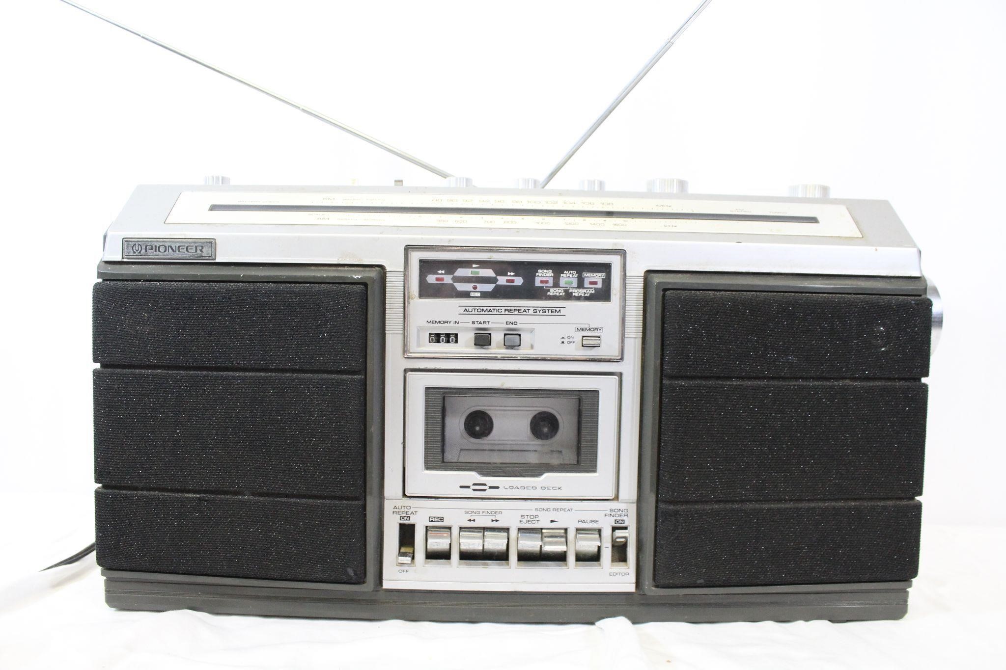 Vintage Pioneer SK-51 Boombox