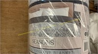 Seasons Collection King Down Alternative Blanket