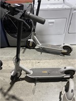 SEGWAY NINEBOT ELECTRIC SCOOTER RETAIL $900