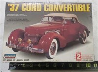 Sealed Lindberg 1937 Cord Convertible 1/25 Scale