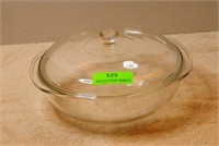 Pyrex round dish with lid 11.5"