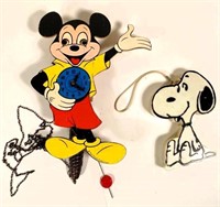 Disney mickey clock, 1970s Snoopy radio