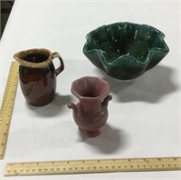 2 Hull ceramic pottery pieces w/ 1 niloak?