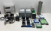 LARGE LOT OF ELECTRONIC COMPONENTS CONTACTS