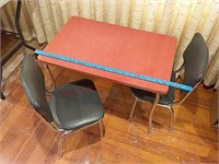 Retro Kids Table with 2 chairs