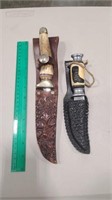 2 KNIVES IN SHEATH