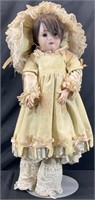 Antique Heinrich Handwerck Simon Halbig Doll