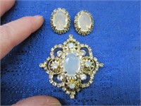 vintage white frosted stone brooch & clip earrings