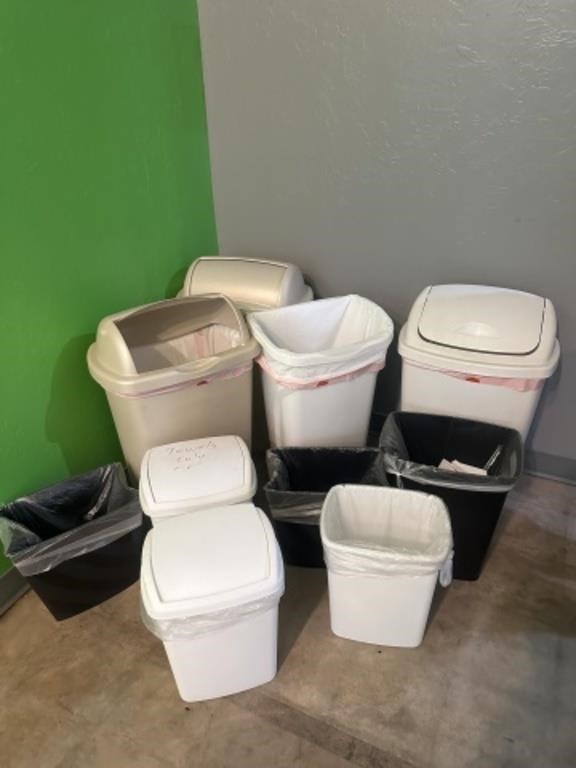 Large Lot Of Various Sized Trash Cans