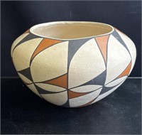 Vintage signed Acoma Native American pottery bowl