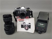 Vintage Pentex ME Super Camera Starblitz Flash