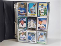 BINDER FULL OF ASSORTED BASEBALL CARDS