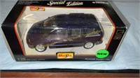 Special Edition Plymouth Voyager Scale 1/26