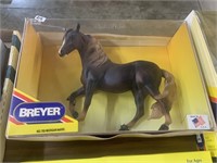BREYER HORSE MORGAN MARE