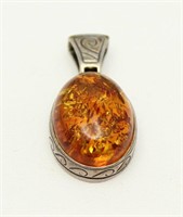 Sterling pendant with Amber stone