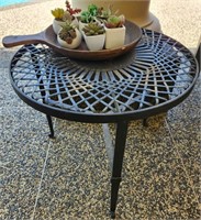 L - PATIO TABLE & FAUX SUCCULENTS (Y9)