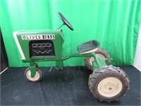 Oliver pedal tractor