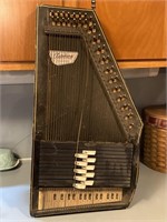 Vintage Oscar Schmidt Wood Auto Harp