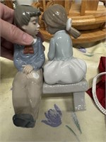 COUPLE ON BEMCH LLADRO