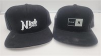2 Snap-back Hats Incl. Hurley, (used)