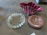 Pottery dishes