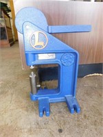 Lionel LTI1000 press system w/books