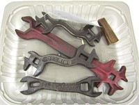 Flat Wrenches including Deering