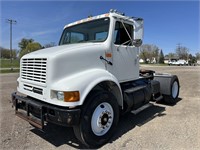 2001 International 8100 Day Cab Truck Tractor