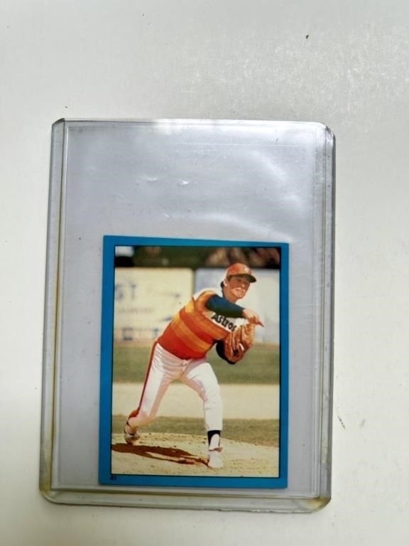 1982 Topps Sticker Nolan Ryan Baseball Card #41 *M