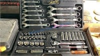 METRINCH WRENCH AND SOCKET SET