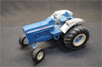 1/12th Ford 8000 Tractor