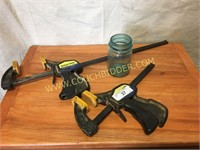 Pair of quick-grip vise clamps