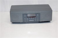 HENRY KLOSS MODEL 88 AM/FM CD STEREO SYSTEM