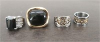 4 Pieces Fashion Jewelry Rings - Various sizes
