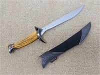 Fancy Hobbit Fighting Knife Dagger w/ Sheath