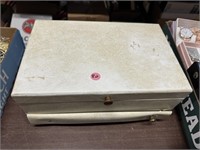 WHITE JEWELRY BOX WITH CONTENTS
