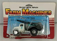 Farm Machines Fertilizer Truck 1/64