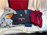 LOT OF SIZE 10-12 KIDS CLOTHES